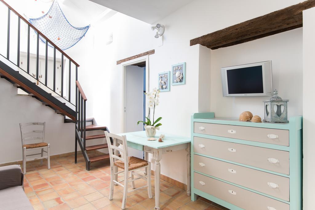 La Gorgone Ortigia Apartments Syracuse Bagian luar foto